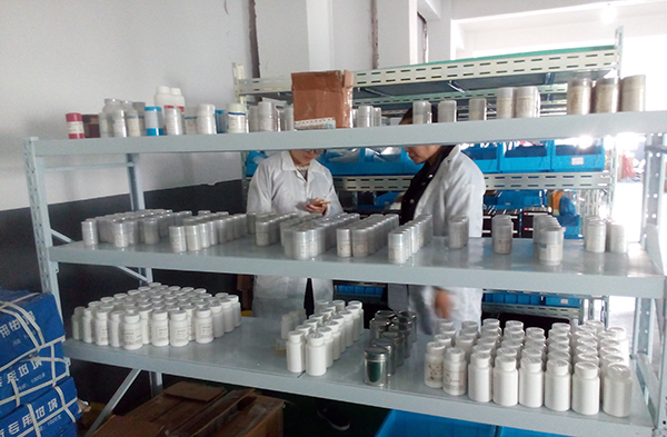 助溶劑鎢粒錫粒純鐵助熔劑 /cxyq/20190725093155-FgwtDxOftSaJTi_hYKzEs_vhMHIY.jpg